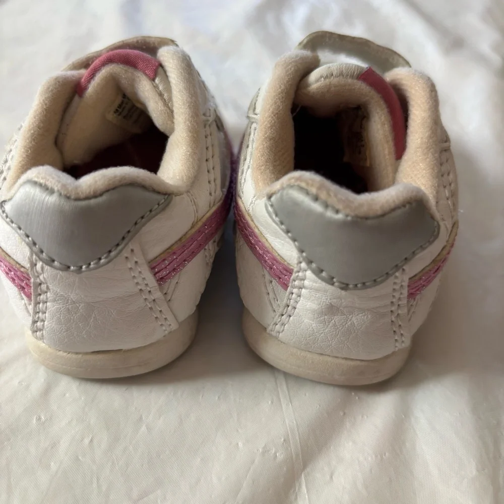 Champion White Pink Baby Walker Sneaker SZ 2W Gently Worn